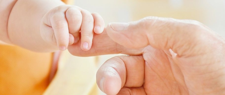 Le langage des signes pour bébé